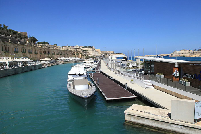 Les quais du Waterfront à Malte